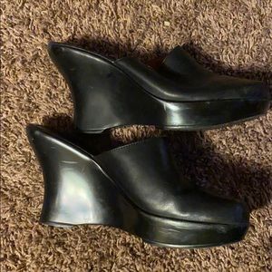Size 10 Tommy Girl Leather Black Wedge